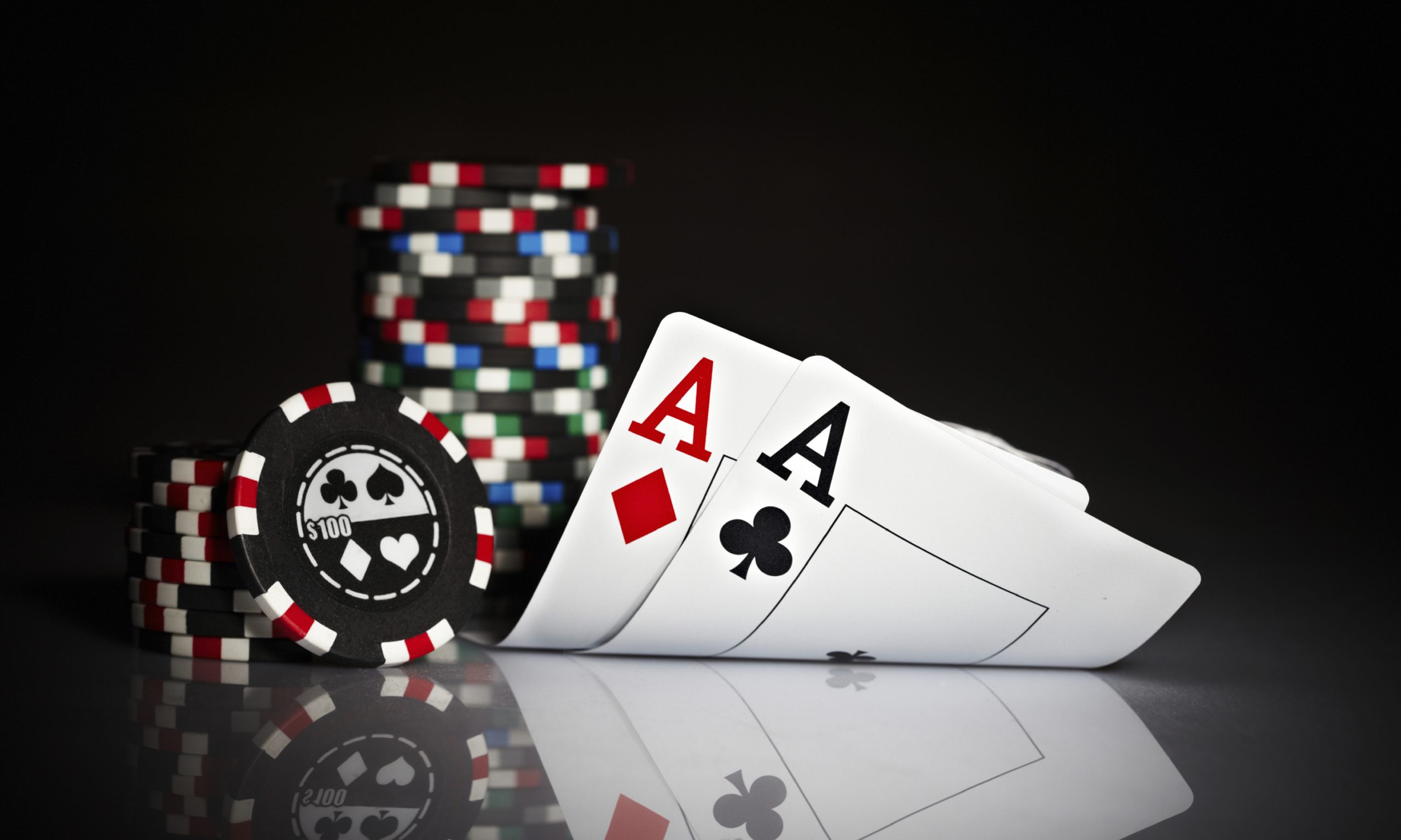 QQ Poker Gambling